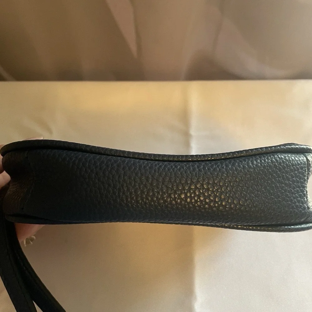 Belyn Key Navy Blue Brown Keystone Clutch Pouch Wristlet Wallet Pebbled Leather